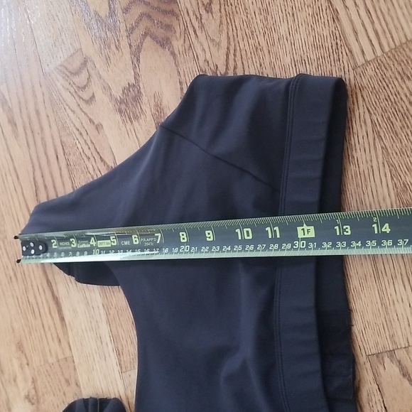 (XL) Lolë Minimalist Padless Wireless Bra Sporty Athleisure Workout Running Gym - Picture 3 of 11